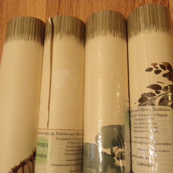 African Safari Animals Tiger Elephant Giraffe Green Grass Cream Wallpaper Border - Picture 15 of 15